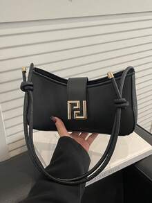2026 Summer New Stylish Personalized Baguette Bag, Fashionable Texture Chic Shoulder Bag, Elegant Minimalist Crossbody Bag - Black - View 1