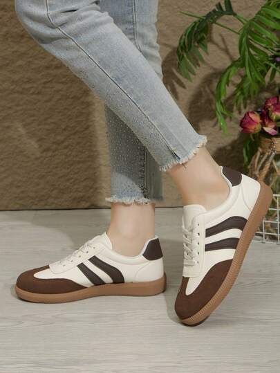 2025 Autumn New Women's Outdoor Casual Sports Shoes, Metal Buckle Decor, Faux Leather, Lace-Up, Comfortable & Fashionable