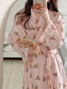 Cute & Charming Pink Robe, New Spring/Autumn Design, Adorable Bear & Heart Plaid Pattern, Loose & Comfortable Mid-Length Loungewear, Elegant & Relaxed, Suitable For Sauna/Beach/Pool/Bathroom, Refer To Size Chart For "Girl's Robe, Bathrobe, Quick-Dry Super Soft Coral Fleece Absorbent" - Multicolor - View 3