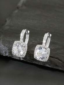 一对优雅闪亮立方氧化锆几何圆形和方形耳环，奢华女士耳环，新娘礼物，约会之夜 - 方塊 - 查看 8