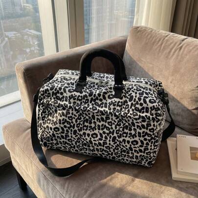 Leopard Print Large Duffle Bag For Women, Waterproof Travel Weekender Bag With Soft Padded Handle, Adjustable Crossbody Strap, Overnight Gym Sports Bag
