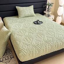 Guiqiqi Luxury European-Style Embossed Thickened Fitted Sheet - All-Season Thickened Warm Mattress Protector, Soft Machine Washable Bedding, Deep Pocket Design, Available In Multiple Sizes To Fit Single Beds, Standard Double Beds, King Double Beds, All Sizes (Without Pillowcase). - Green - View 4