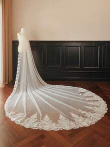 One Layer Ivory Long Lace Bridal Veils With Metal Comb Fall Clothes For Women - trắng - Xem 2