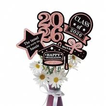 Conjunto de 5 enfeites de papel para vasos com o tema da formatura de 2026. Ideais para decoração de festas e cerimônias de formatura. Perfeitos para montar seu próprio vaso. Perfeitos para parabenizar os formandos de 2026 pela formatura, decoração de casa e de quarto. Centro de mesa para festa de formatura, lembrancinha para a turma, painel de fundo para festa de formatura e presente de formatura. - multicolorido - Ver 19