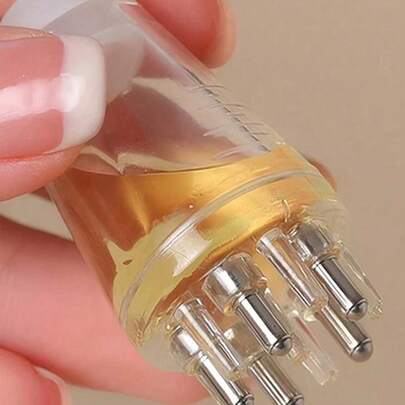 1 lược nhỏ dùng để thoa dầu, mát-xa da đầu, lược thoa serum kích thích mọc tóc, cọ phân phối tinh dầu, giúp thoa chính xác vào chân tóc, thích hợp để dùng với serum, dung dịch dưỡng tóc, dầu dưỡng tóc.