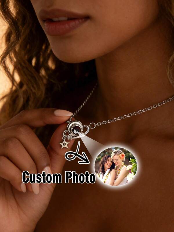 Customized Projection Necklace With Pentagram Pendant, Exquisite Dreamy Cosmic Style, Suitable As Personalized Gift For Valentine's Day, Mother's Day, Anniversary, Birthday, And Other Occasions Such As Ramadan, Graduation, Family Photos, Pet Photos, Jewelry, And Weddings