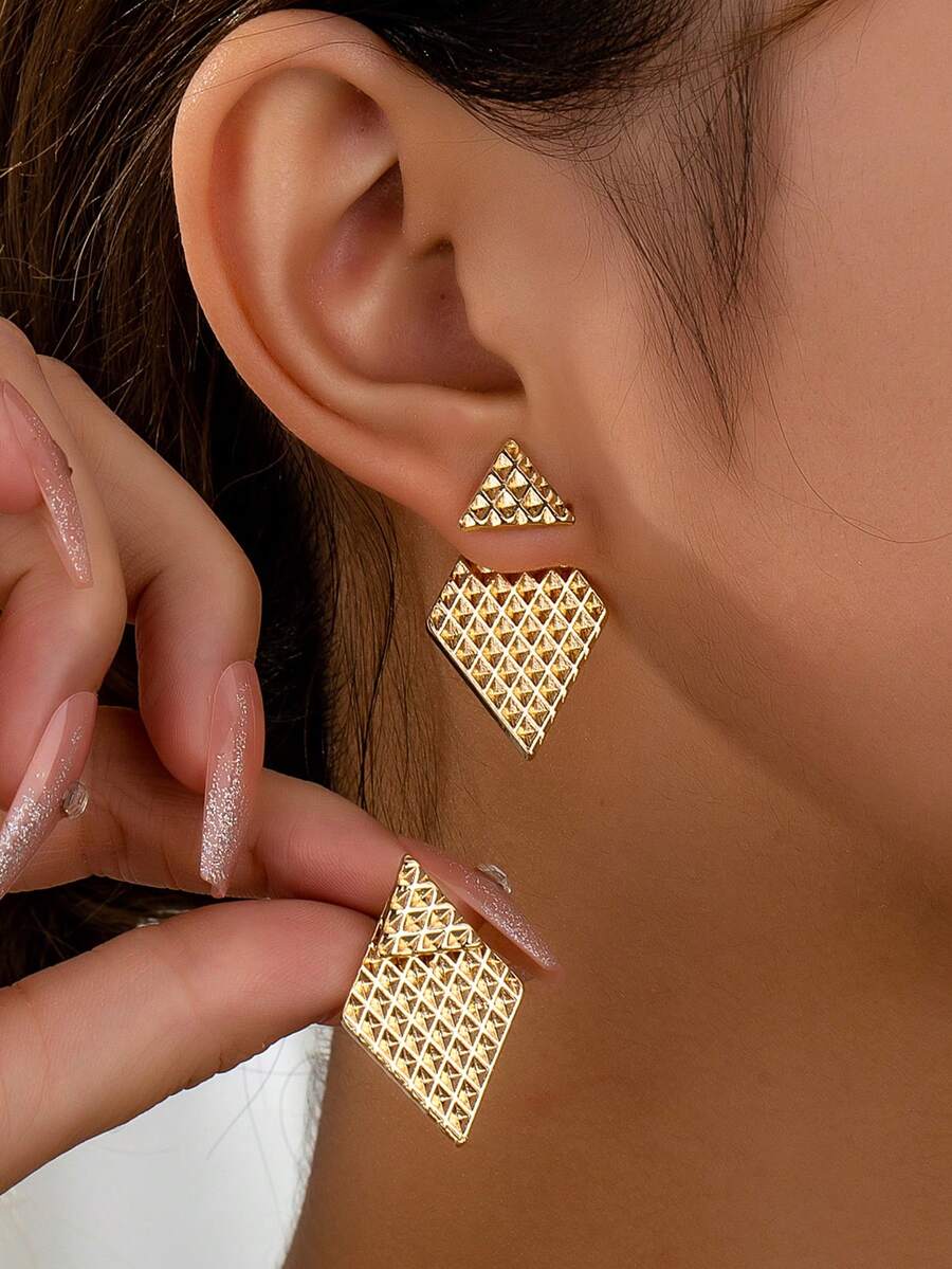 1 Pair Fashionable Delicate Gold Metal Geometric Diamond Earrings, Minimalist Personalized Hanging Design Earrings, Suitable For Women's Daily, Vacation, Party Wear - Gold - View 1