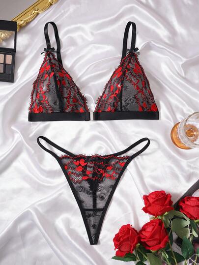 1pc Women's Sexy Lingerie Set, Front Closure Camisole With Bow Decor And Matching Thong Panty, Soft Lace Contrast Design