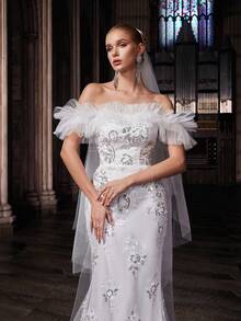 QOQ Romantic Floral Embroidered Strapless Wedding Dress - White - View 7