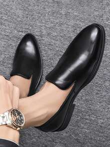 2026 Nuevos zapatos de cuero para hombres con suelas rojas, zapatos Oxford formales de negocios de moda, elegante estilo británico, mocasines casuales transpirables, zapatos Derby de punta fina para verano y otoño, zapatos de boda para novio, zapatos de vestir cómodos para oficina, zapatos Derby de lujo clásicos negros para ir al trabajo - Negro - Ver 4