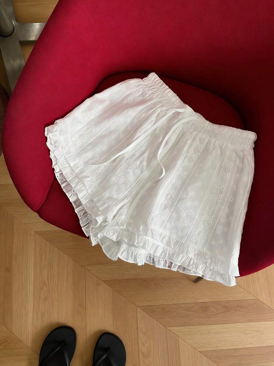 新款女款分層荷葉邊蕾絲優雅休閒百搭綁帶短褲，適合日常穿著，白色夏季，美學風格 - 白色 - 查看 1