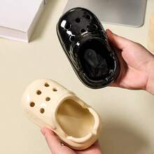 造型别致的镂空鞋型烟灰缸，可爱便携的桌面无烟烟灰缸，适合室内外家居、庭院、办公室等场所，酷炫的雪茄烟灰缸，男女皆宜的手工礼品 - 彩色 - 查看 9