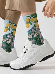 1双360男士袜子——趣味十足的满版印花，饰有风景图案和橙树，柔软舒适，弹性极佳。这款时尚休闲的街头嘻哈风360袜子，非常适合作为压缩袜、情人节礼物或宽松的孕妇袜。 - 彩色 - 查看 1