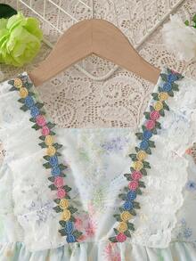 Robe fleurie pour filles, fleurs délicates/volants colorés et garniture en dentelle, robe à encolure carrée sans manches avec ceinture, style campagnard pour les vacances, les jeux en extérieur, les fêtes et le port quotidien - Multicolore - Voir 6