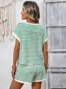Women's Pink Striped Two Piece Set Casual Short Sleeve T-Shirt & Shorts Lounge Set - 軍綠色 - 查看 3