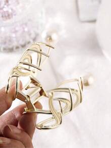 1个锌合金发夹，饰有大颗珍珠和音符图案（轻微划痕属正常现象） - 发夹，珍珠发饰，适合学校、大学、夏季海滩、度假等场合佩戴 - 彩色 - 查看 8