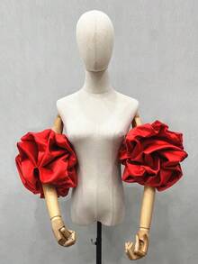 1 chiếc vòng tay cô dâu bằng satin xếp ly hình cánh hoa, màu đỏ. - Nhiều màu - Xem 1