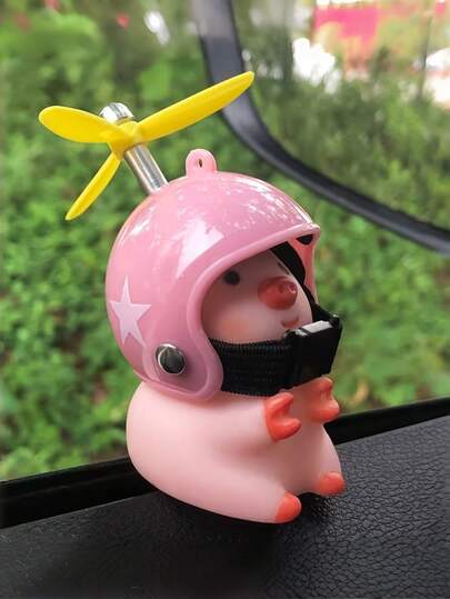 1pc Cute Pink PVC Pig Dashboard Decor With Rotating Yellow Propeller And Star Pattern - Durable Car Interior Decoration, Perfect Gift For Animal Lovers