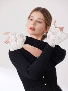 1 Pair White Lace Wave Design Versatile Arm Sleeves - White-170 - View 1