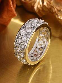 Fashion Four-Claw Round Geometric Ring, Jewelry Gift For Women On Valentine's Day - White - View 2