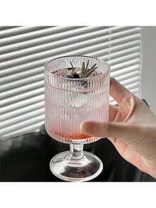 1个大容量竖条纹高脚玻璃杯，耐热耐冷，适用于盛装红酒、威士忌、果汁、软饮料、冰淇淋、酸奶、甜点、豆浆、奶昔、柠檬水、冰茶、咖啡等饮品。便携易清洗，是日常居家使用、周年纪念、烛光晚餐、餐厅用餐、学校活动、户外派对、婚礼、生日、毕业典礼等场合的理想之选，也是母亲节的完美礼物。适用于厨房、餐厅和咖啡馆。 - 彩色 - 查看 14
