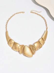 1pc Metallic Geometric Choker Necklace, Exaggerated Asymmetrical Gold Color Necklace, Minimalist Fashion Jewelry For Women - Yellow Gold - View 3