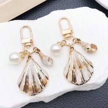 Minimalist Acrylic Ocean Conch Shell Shellfish Rhinestone Pearl U-Shaped Keychain Creative Backpack Key Pendant - Multicolor - View 2