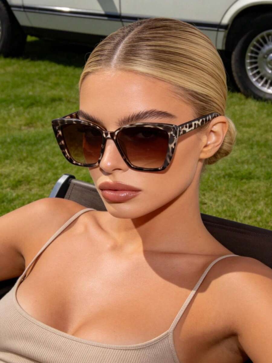 1 Pair Women's Leopard Print Element Glasses, Brown Frame, Cat Eye Shape, Fashionable Gradient Lenses, Suitable For Summer Travel And Beach Wear, An Ideal Fashion Accessory - Multicolor - View 1