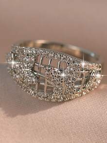 1pc Elegant Butterfly Pattern Hollow Out Single Rings Creative Inlay Cubic Zirconia Charm Women Ring For Engagement Mother's Day Holiday, Travel Party Copper Gifts - White - View 7