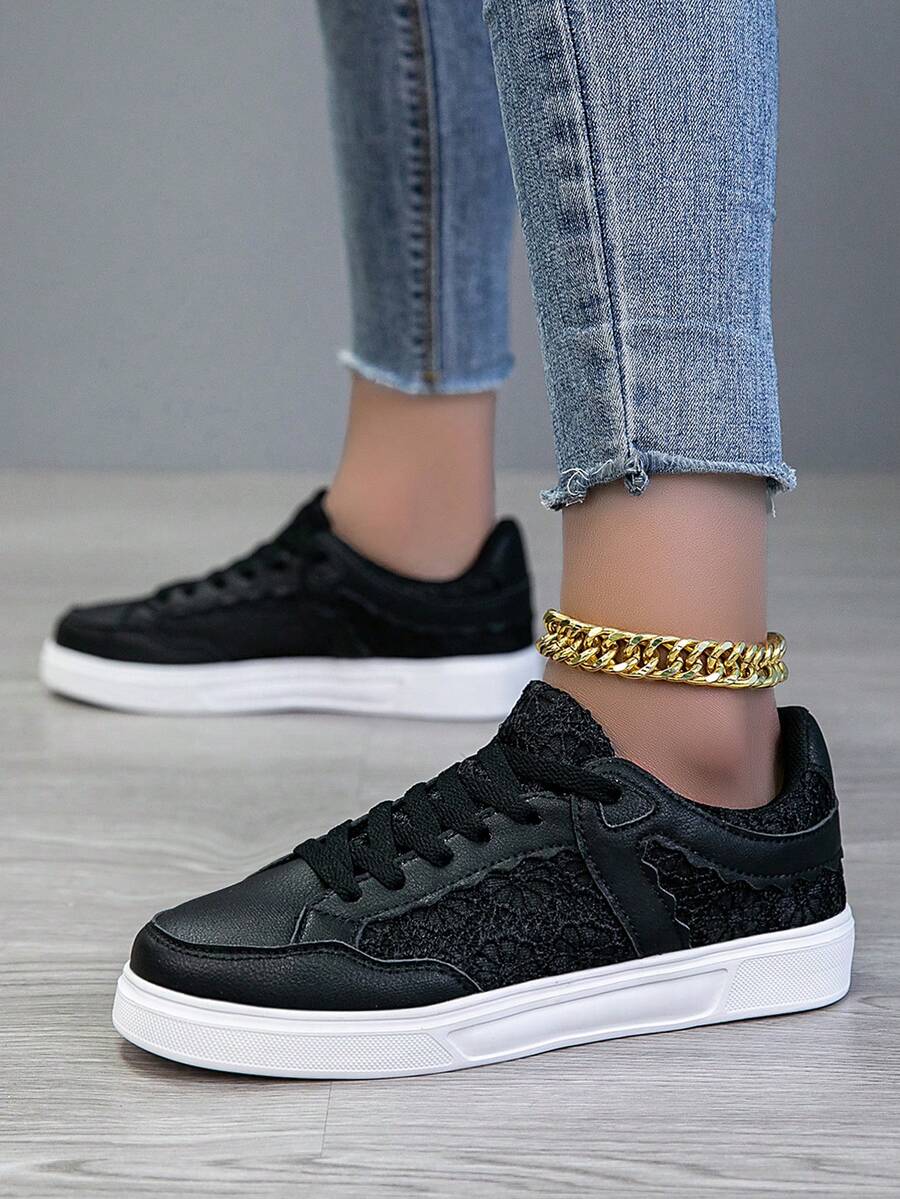 Women's Casual Shoes, Fashion Sneakers, Street Style Lightweight Skateboard Shoes - Black - View 1