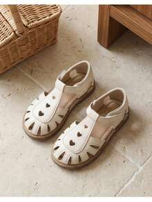 Giày sandal đế xuồng hình trái tim cho bé gái, giày mùa hè có khóa dán, đế mềm chống trượt cho trẻ nhỏ. - Màu be - Xem 2