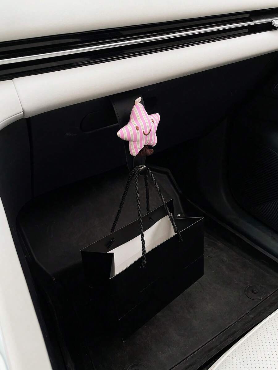 Cute Star-Shaped Car Hook, Creative Car Glove Box Hook, Passenger Side Storage Hook - A - View 1