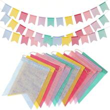 Bộ 12 lá cờ tam giác bằng polyester nhiều màu sắc, đa năng, thích hợp để trang trí nhà cửa và các dự án DIY, hoàn hảo cho đám cưới, sinh nhật, Ramadan, Eid Al-Fitr, Eid Al-Adha, Hajj, Tết Nguyên đán Hồi giáo, Ashura, Mawlid, Ngày Quốc khánh, Ngày Thánh Patrick, Lễ Phục sinh, Lễ hội Carnival, Giáng sinh, Halloween, Lễ Tạ ơn, Năm mới, trang trí sân vườn và nhiều dịp khác. Màu sắc bao gồm trắng, be, đỏ tía và kaki. - Cờ đuôi én giả làm từ sợi gai dầu - Xem 2