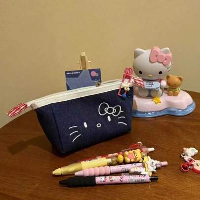 SANRIO Hộp đựng bút KT bằng vải denim chất lượng cao, túi đựng văn phòng phẩm dung tích lớn dành cho học sinh, hộp đựng đồ dùng văn phòng phẩm đa năng cho bàn làm việc.