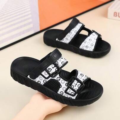 (Select One Size Up For Wide Feet) Plus Size Men Leather Sandals, Casual Beach Shoes, New Summer Soft Bottom Outdoor Adjustable Strap Slippers