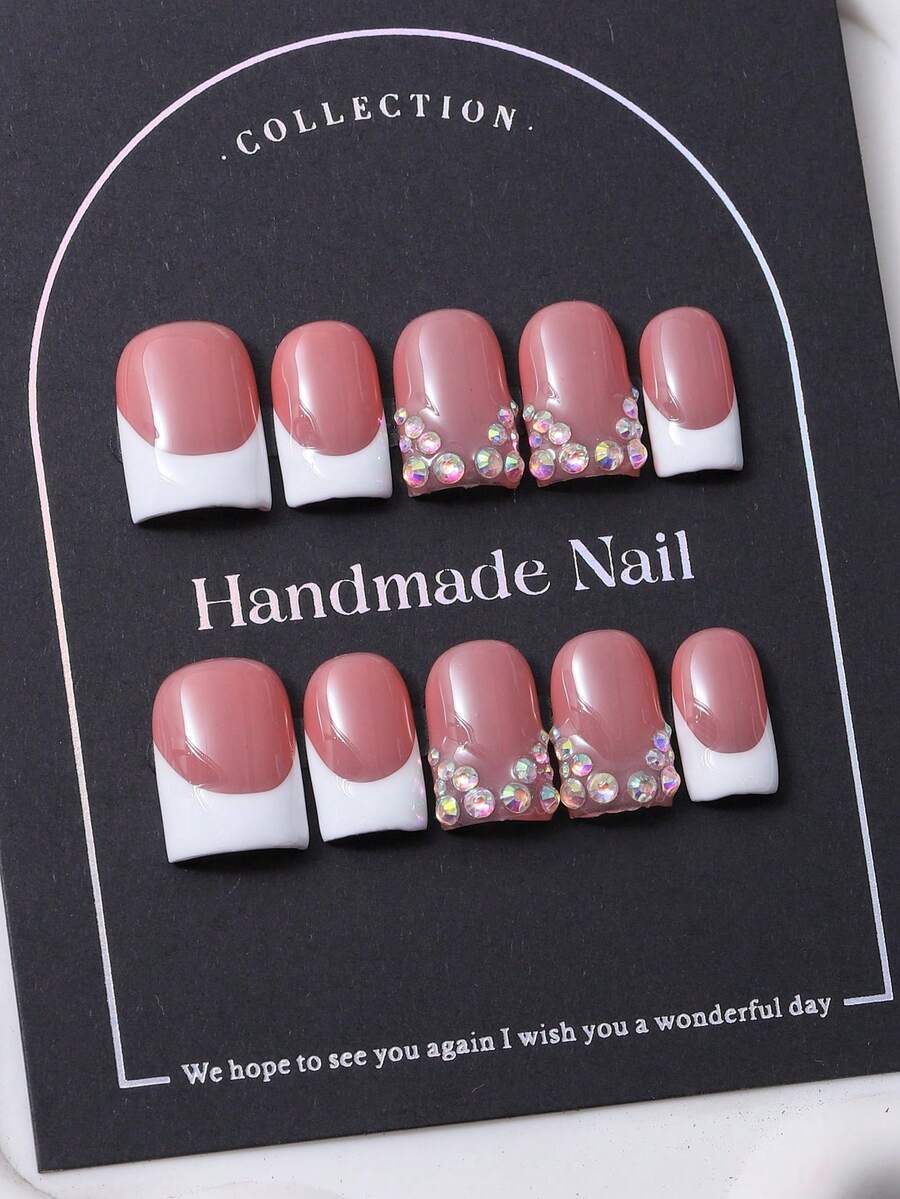 10件/套，欧式手工短款方形皮革披肩，Y2K粉色，法式设计，手工镶嵌彩色钻石，可用于美甲。套装包含1支果冻胶和1个指甲锉。非常适合日常使用，也可用于科切拉音乐节的造型，以及美甲贴片和指甲护理产品。 - 粉色 - 查看 1