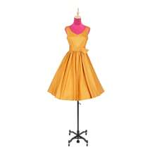 CNCEST Dress Form, Female Sewing Mannequin, Movable Rolling Body Model Base, 4.27-6.23ft Height Adjustable Female Clothing Display Model, Detachable Casters Clothing Display Stand Mannequin For Clothing Display And Tailor Design (Hot Pink) - Hot Pink - View 2