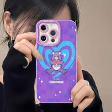 Las fundas para teléfono con diseño de Osito Amoroso Morado con corazones son compatibles con , Apple, VIVO, OPPO, , Transsion, ,  y Honor. Fabricadas en silicona TPU, ofrecen protección contra golpes y caídas. - Blanco - Ver 6