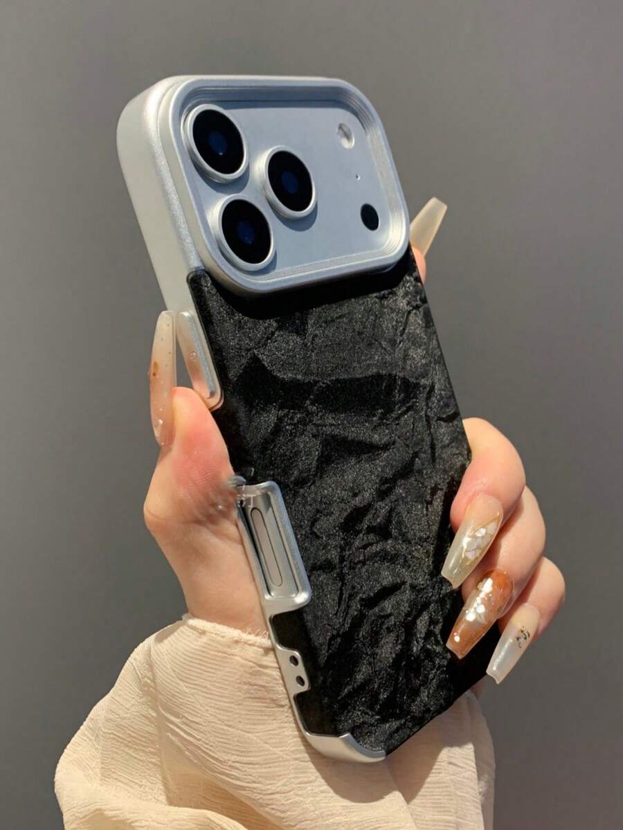 复古人造革磨砂后盖手机壳，兼容 17 Pro Max 16 15 14 13 12 Pro Max 14 15 16 Plus 11，高品质简约设计，镜头保护边框。