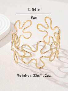 1pc Elegant & Fashionable Hollow Flower Metal Cuff Bracelet, New Spring/Summer Design, Suitable For Beach, Vacation, Casual Occasions - Golden - View 7