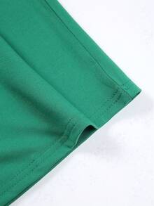 Disney Authorized Women's Casual Short Sleeve T-Shirt, Birthday Princess Themed, Double-Sided Print, Front With  & Castle (Custom Name), Back With Princess Collage, Breathable, Perfect For Birthday Outfits - 綠色 - 查看 5