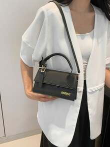 纯色PU皮革拼接蝴蝶结设计方形翻盖斜挎包，适合女性日常通勤、购物、旅行、聚会、夜店、度假、生日礼物等场合。 - 黑色 - 查看 2