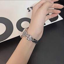 Nouvelle chaîne métallique double cœur, bracelet de montre connectée, compatible avec Apple Watch Série 1/2/3/4/5/6/7/8/9/10/SE/Ultra, 38mm 40mm 41mm 42mm 44mm 45mm 49mm, accessoire de montre élégant et pour femmes - Argent - Voir 8