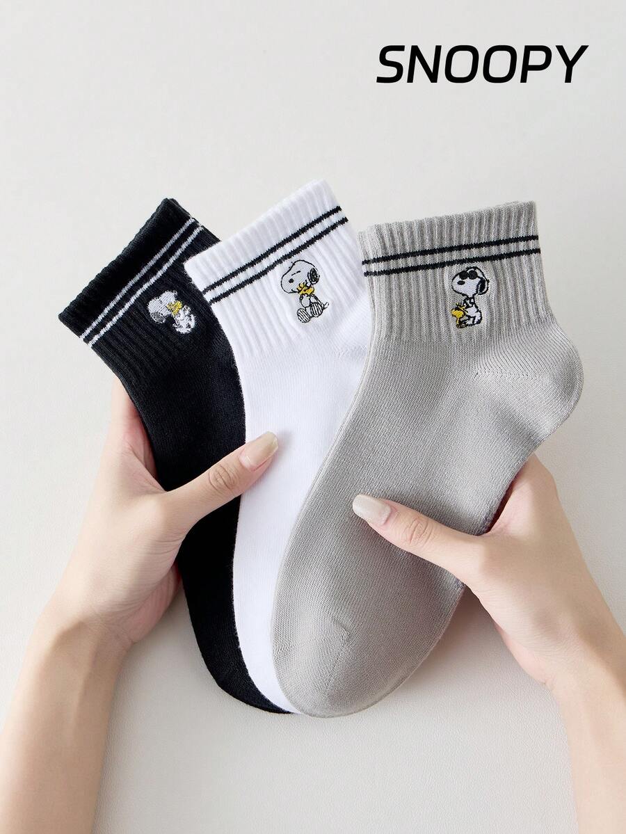 6/3/1 Pair SNOOPY Embroidered Women's Short Socks, Sports Socks, Sweat-Absorbent Casual Versatile Round Neck Socks - Multicolor - View 1