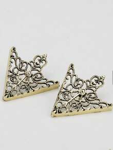 2pcs Unisex Vintage Hollow V-Shaped Collar Pins, Suitable For Daily Wear And Parties - Silver - View 8