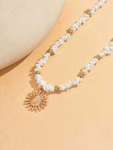 1件简约白色天然石和金色CCB手工串珠项链，搭配时尚金色太阳吊坠，适合日常佩戴和派对场合，链长可定制，宝石形状和数量随机。 - 彩色 - 查看 3