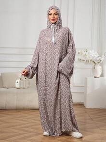 Áo Abaya có mũ trùm đầu họa tiết hoa nhí, dây rút tua rua, váy hijab dáng rộng, kín đáo, váy maxi tay dài in họa tiết, cỡ lớn. Áo choàng hoa nhí thoáng khí, mềm mại, trang phục hoa phổ biến ở Trung Đông và Đông Nam Á, áo choàng dài đi nghỉ mát mùa xuân. - Bụi tím - Xem 4