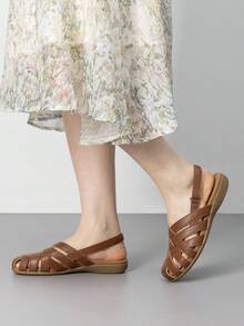Rihero Closed Toe Sandals Women Comfortable Arch Support Fisherman Walking Sandals With Adjustable Strap Crafted From Quality, Durable Material That Resists Daily Wear While Keeping A Smooth, Polished Finish. Ideal For Pairing With Pants, Shorts, And Dresses - 棕色 - 查看 5