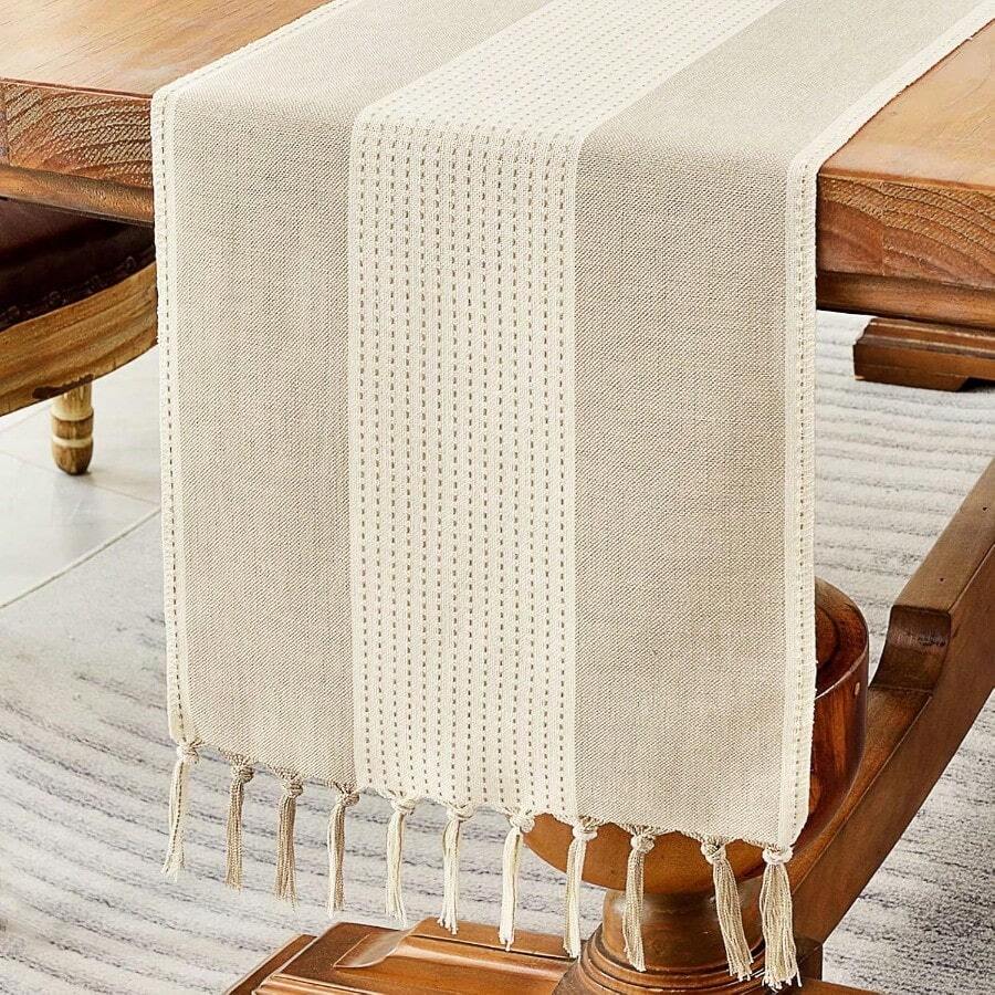 Table Runner With Hand-Tassels, Macrame Table Runner For Holiday Parties And Everyday Use - Light Coffee - View 1
