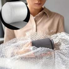 Màng bọc bong bóng dạng cuộn, tấm màng bọc bong bóng, cuộn màng bọc bong bóng số lượng lớn dùng cho việc chuyển nhà và vận chuyển, giúp tạo lớp đệm bong bóng và hấp thụ va đập hiệu quả, bền và có thể tái sử dụng, phù hợp cho vận chuyển và các vật dụng dễ vỡ. - trắng - Xem 4